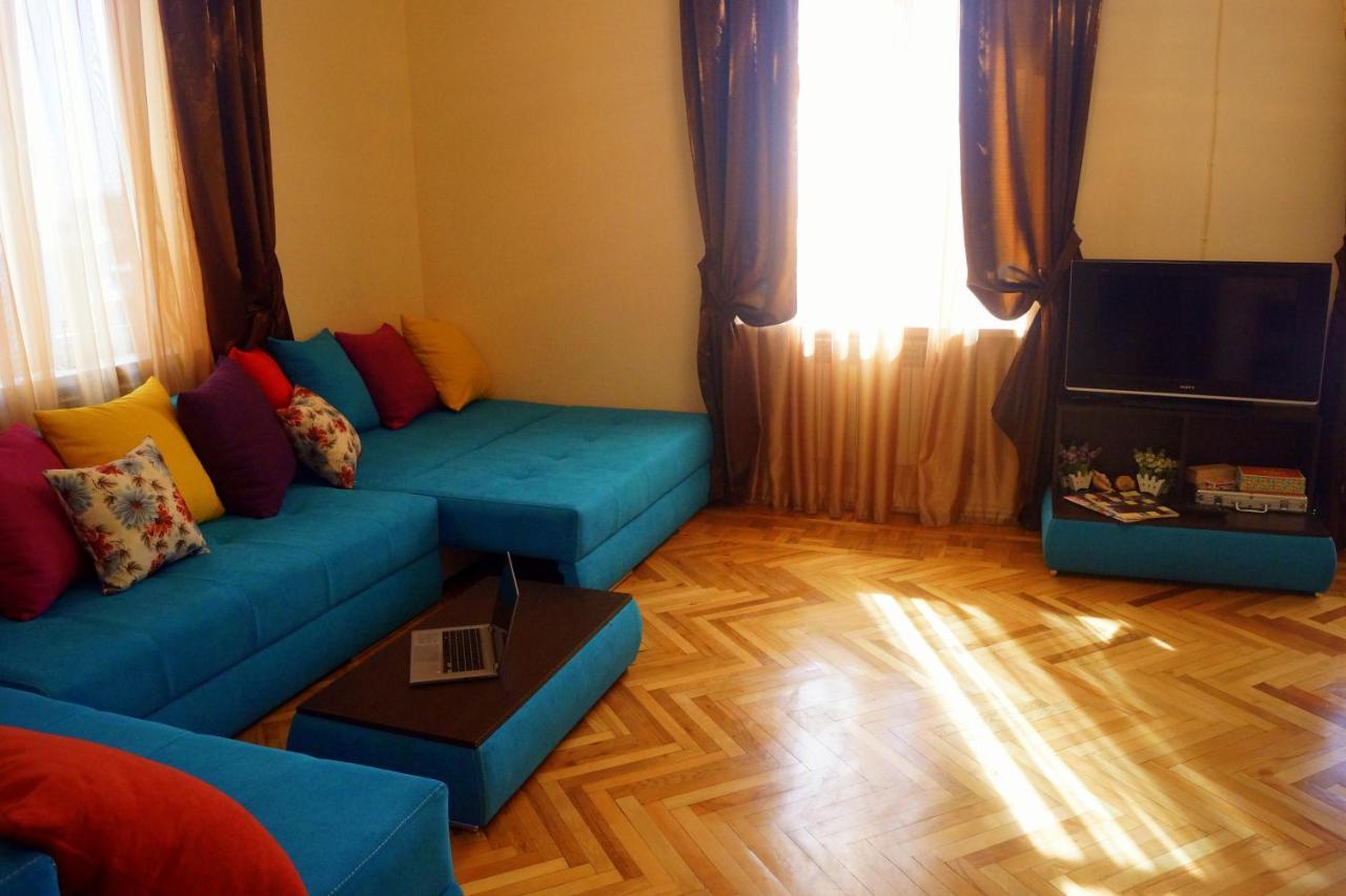 Arteast Hostel Yerevan Exterior foto