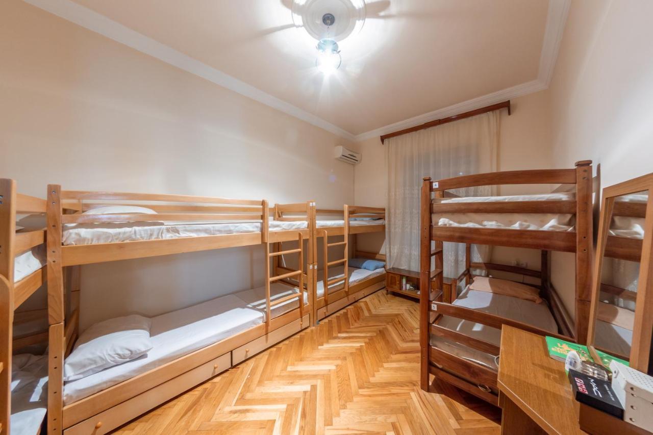 Arteast Hostel Yerevan Exterior foto
